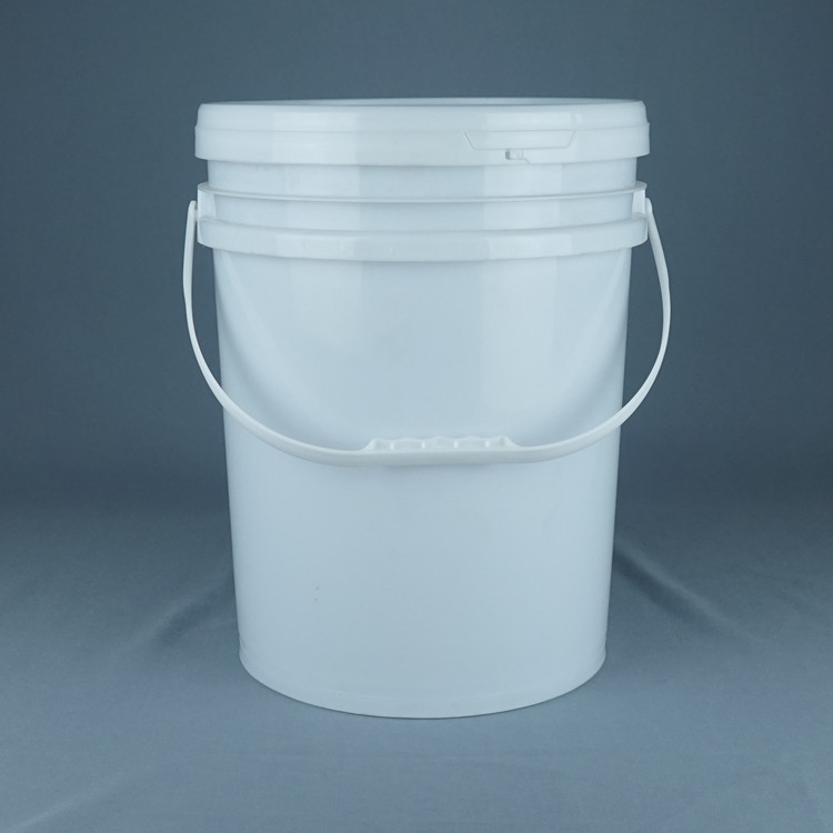 Endüstriyel kullanım için kapağı ve kolu olan özel renkli 5 galon plastik kovalar