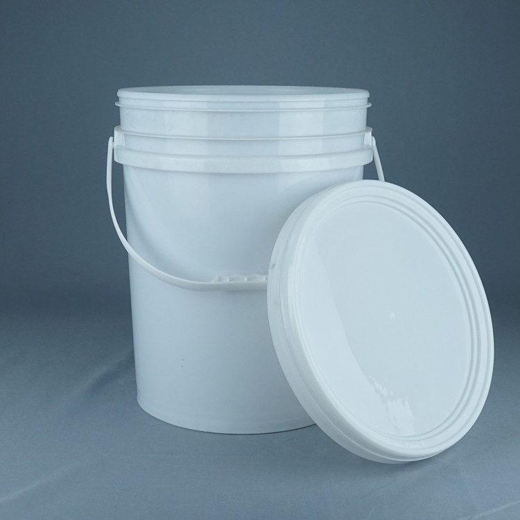 Endüstriyel kullanım için kapağı ve kolu olan özel renkli 5 galon plastik kovalar