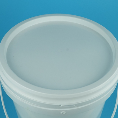 Küçük eşyaları saklamak için mühür kapaklı yuvarlak plastik konteyner