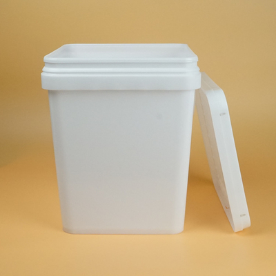 PP Malzemeli Kare Plastik Kapaklı Kova 1.2 Kg Ağırlık