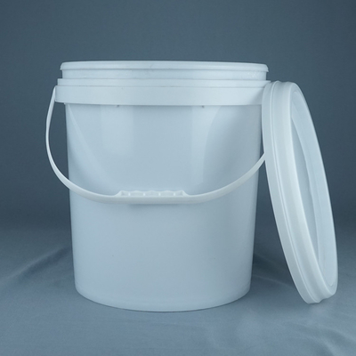 Yüklenebilir Gıda Derecesi Plastik Kovayla Kapak Ve El Beyaz Geri Dönüştürülebilir -40°F 180°F
