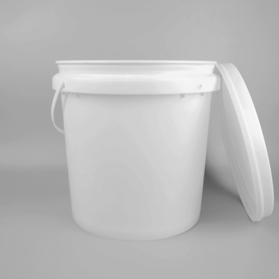 Kapağı ve kolu olan 18L plastik boya kovası